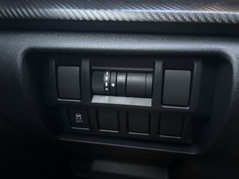 Certified 2022 Subaru Crosstrek 2.0i Premium image 23