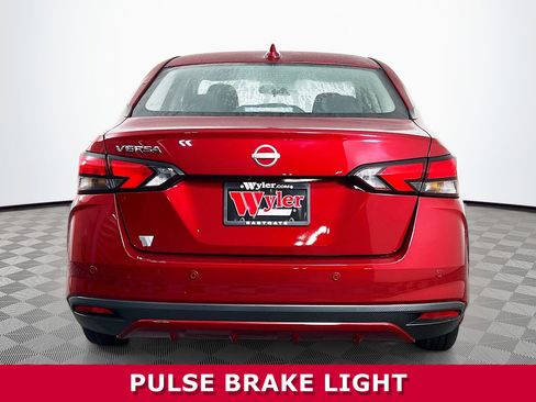 Used 2025 Nissan Versa SV w/ Trunk Package image 25