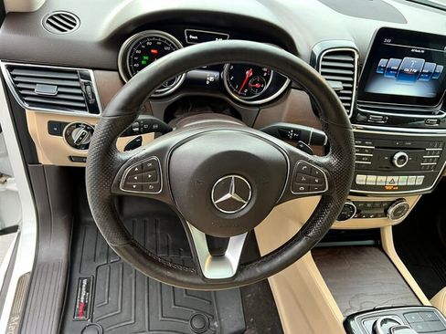 Used 2019 Mercedes-Benz GLE 400 4MATIC w/ Premium 1 Package image 36