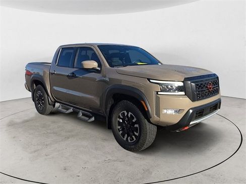 Used 2023 Nissan Frontier PRO-4X w/ Technology Package image 7