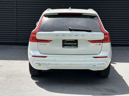 Used 2023 Volvo XC60 B5 Plus AWD/4WD image 4
