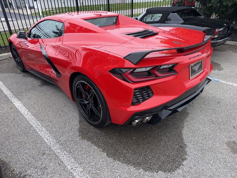 Used 2023 Chevrolet Corvette Stingray Preferred Conv w/ Z51 Performance Package RWD image 4