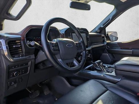 Used 2021 Ford F150 Lariat w/ Max Trailer Tow Package image 9