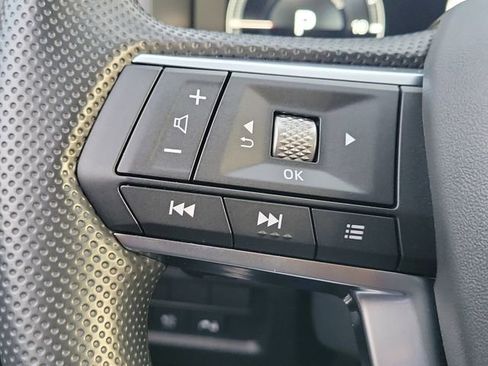 Used 2025 Mitsubishi Outlander ES image 26