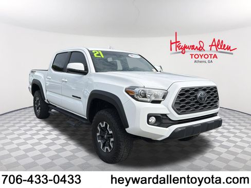 Certified 2021 Toyota Tacoma TRD Off-Road AWD/4WD image 1