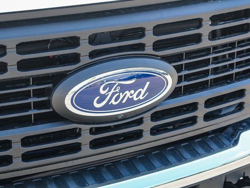 Used 2024 Ford F350 XL w/ 360-Degree Camera Package image 5