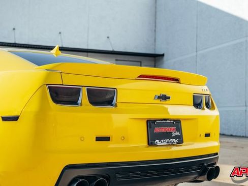 Used 2013 Chevrolet Camaro ZL1 image 42