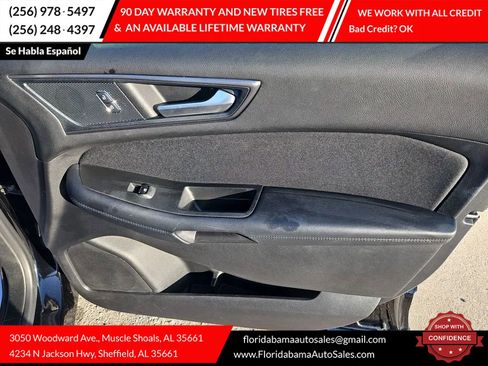 Used 2018 Ford Edge SE image 5