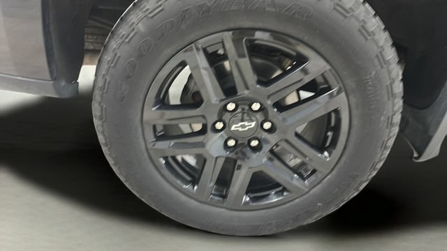 Used 2023 Chevrolet Silverado 1500 RST AWD/4WD image 36