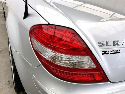 Used 2005 Mercedes-Benz SLK 350 image 24