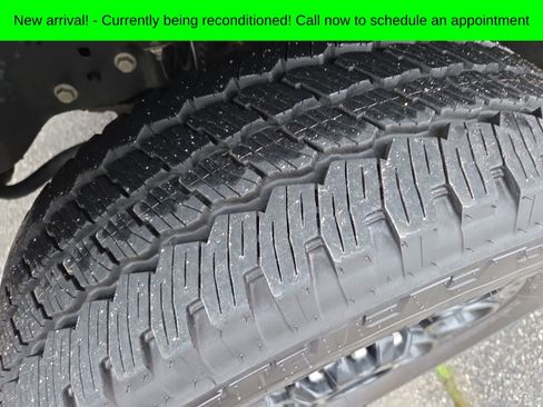 Used 2022 Ford F250 Lariat w/ Black Appearance Package image 4