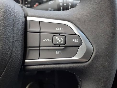 New 2026 Jeep Compass Latitude image 25