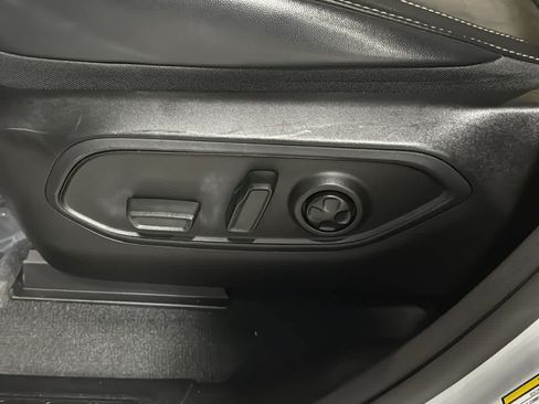 Used 2022 Jeep Grand Cherokee Altitude AWD/4WD image 21