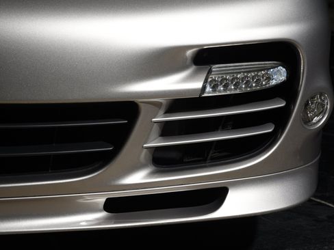 Used 2013 Porsche 911 Turbo S AWD/4WD image 12