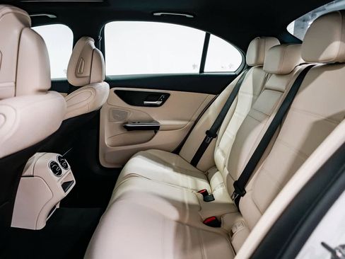 Used 2022 Mercedes-Benz C 300 C 300 image 18