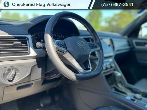 Used 2023 Volkswagen Atlas Cross Sport SE AWD/4WD image 21