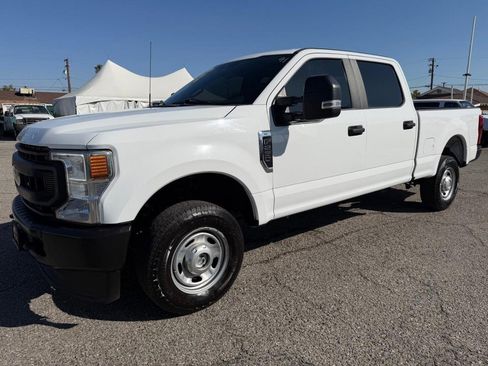 Used 2022 Ford F250 XL w/ Power Equipment Group image 12