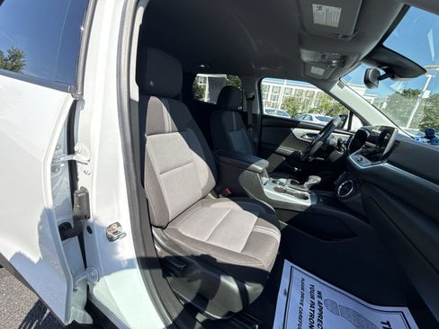 Used 2024 Chevrolet Blazer LT w/ Convenience Package FWD image 24