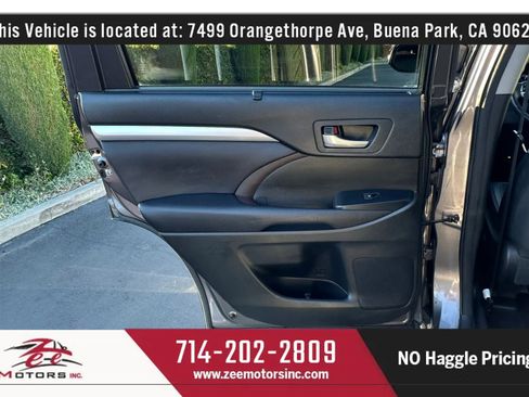 Used 2016 Toyota Highlander XLE AWD/4WD image 51