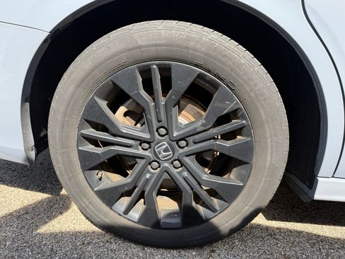 Used 2025 Honda Odyssey Sport-L image 10