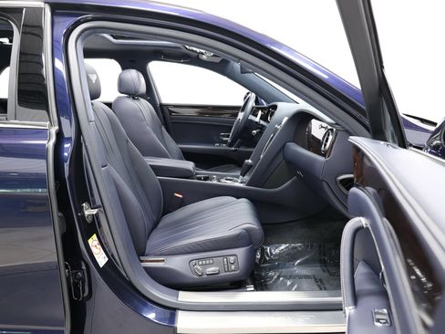 Used 2016 Bentley Flying Spur V8 AWD/4WD image 92