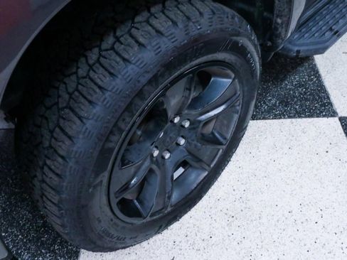 Used 2022 RAM 1500 Laramie AWD/4WD image 33