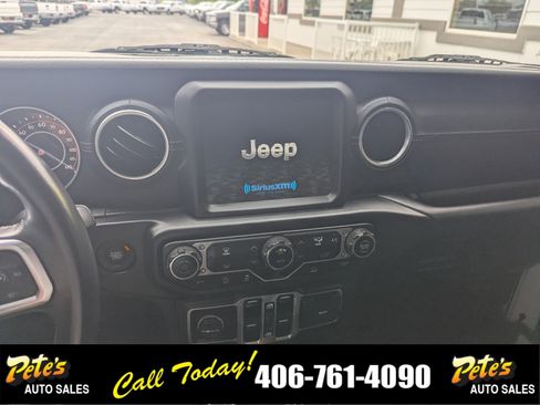 Used 2020 Jeep Gladiator Overland image 20
