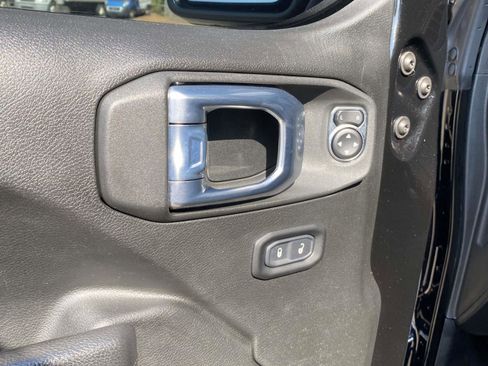 Certified 2022 Jeep Gladiator Rubicon w/ LED Lighting Group image 16