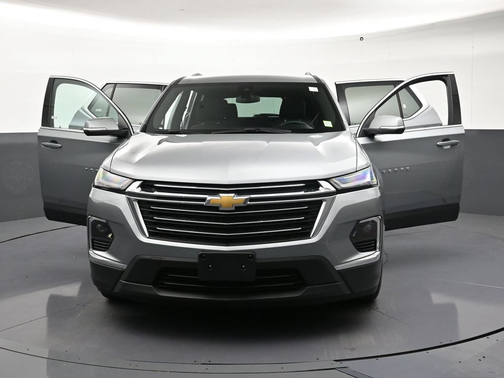 Used 2023 Chevrolet Traverse LT AWD/4WD image 37