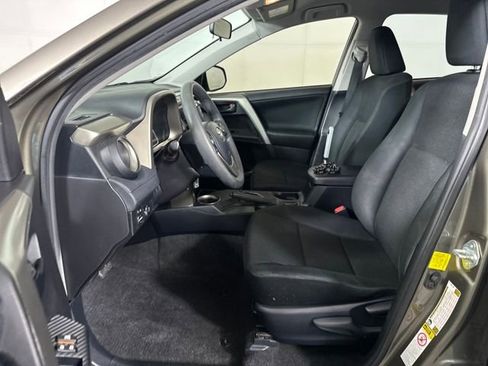 Used 2015 Toyota RAV4 LE image 11