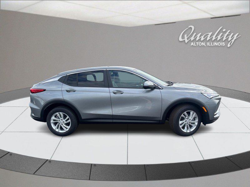 New 2026 Buick Envista Preferred w/ Advanced Safety Package FWD image 3