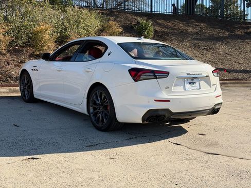 Used 2022 Maserati Ghibli Modena Q4 image 5