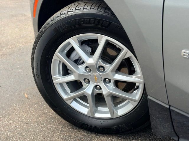 Used 2024 Chevrolet Equinox LT w/ LPO, Floor Liner Package FWD image 28