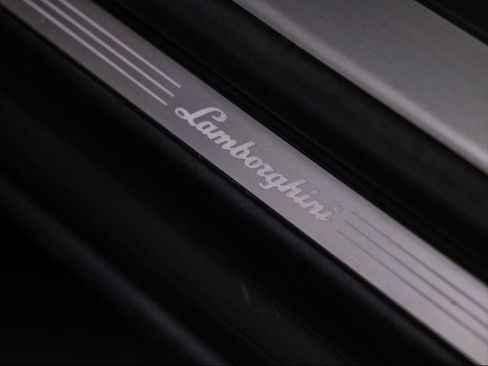 Used 2021 Lamborghini Urus image 29