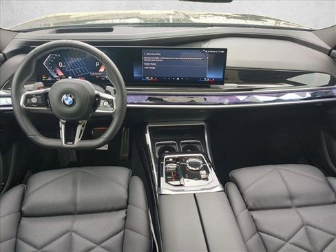 Used 2025 BMW 740i xDrive w/ Premium Package AWD/4WD image 19
