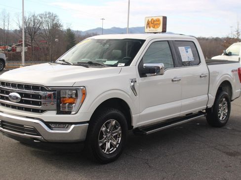 Used 2023 Ford F150 Lariat AWD/4WD image 3