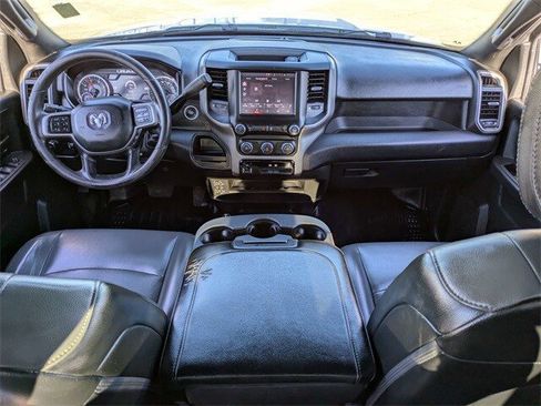 Used 2022 RAM 2500 Tradesman w/ Chrome Appearance Group image 15