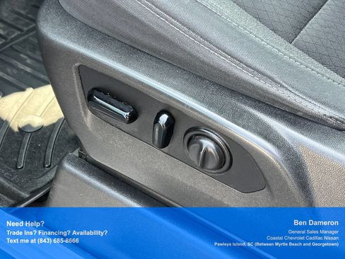 Used 2021 Chevrolet Silverado 1500 LT AWD/4WD image 7
