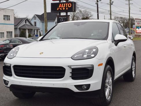 Used 2016 Porsche Cayenne image 4
