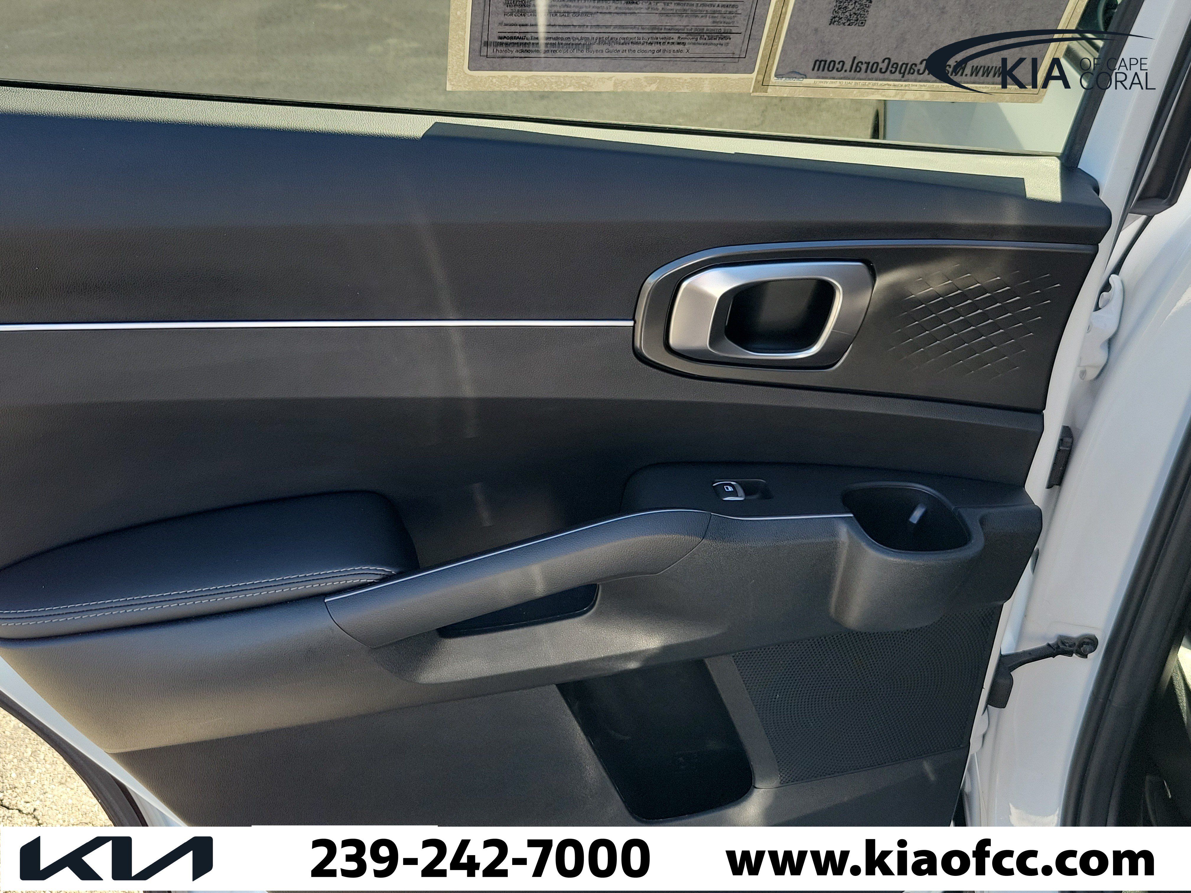 Certified 2023 Kia Sorento S w/ Panoramic Sunroof Package FWD image 16
