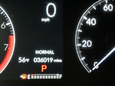 Certified 2023 Honda Pilot TrailSport image 16