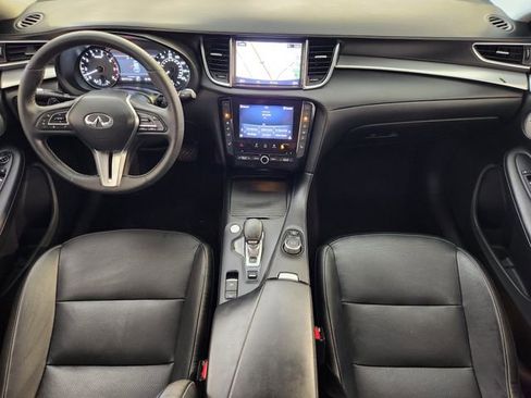 Used 2019 INFINITI QX50 Essential w/ Premium Heat Package FWD image 4