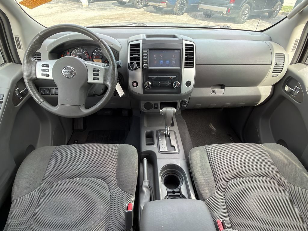 Used 2019 Nissan Frontier SV RWD image 10