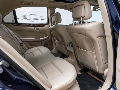 Used 2014 Mercedes-Benz E 350 4MATIC Sedan image 36