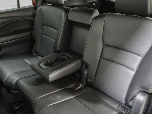 Used 2023 Honda Passport EX-L image 40