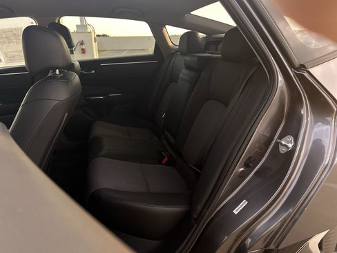 Used 2020 Honda Clarity Plug-In Hybrid image 24