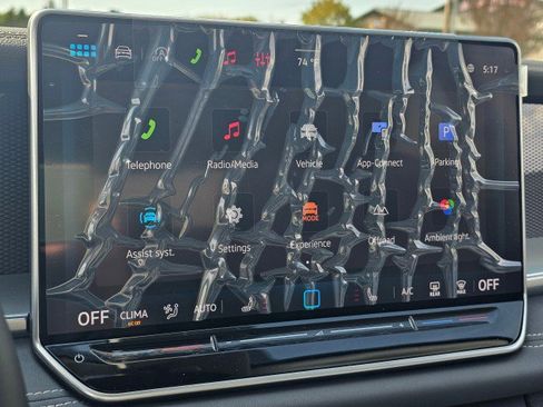 New 2026 Volkswagen Tiguan SE AWD/4WD image 34