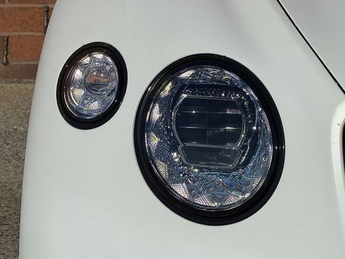 Used 2023 Bentley Continental GT Speed image 12