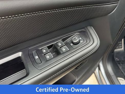 Certified 2025 Volkswagen Atlas SEL Premium R-Line AWD/4WD image 12
