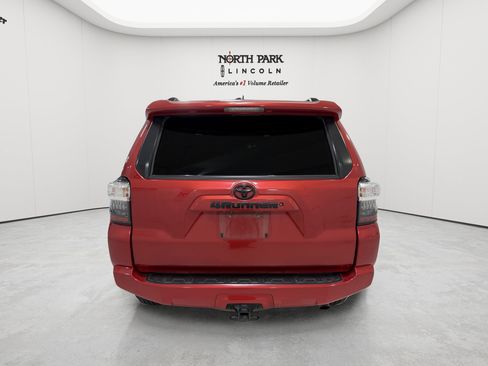 Used 2021 Toyota 4Runner SR5 RWD image 4